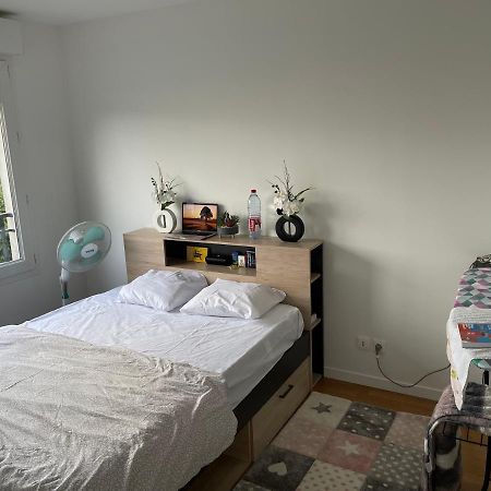 Lovely Bedroom Loft With Free Parking On Premise Boissy-Saint-Leger Luaran gambar