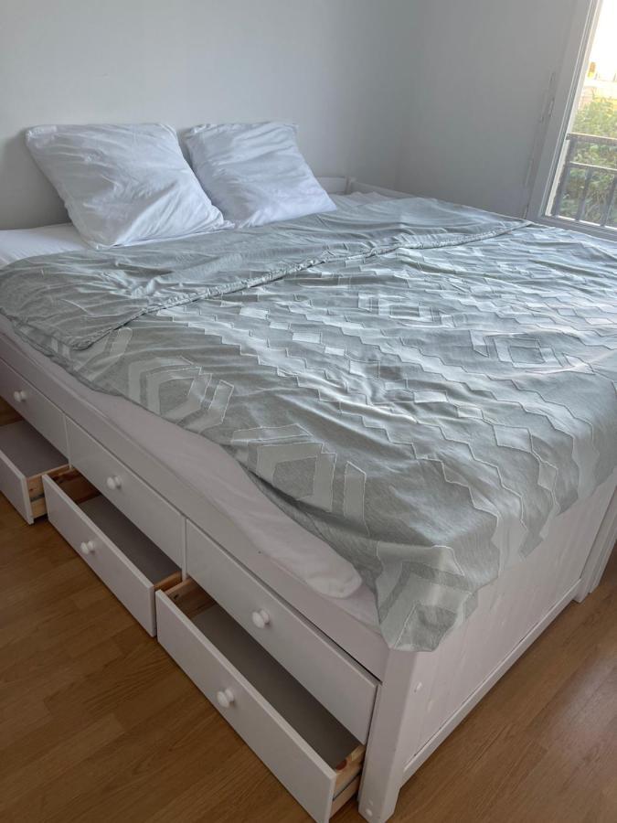Lovely Bedroom Loft With Free Parking On Premise Boissy-Saint-Leger Luaran gambar